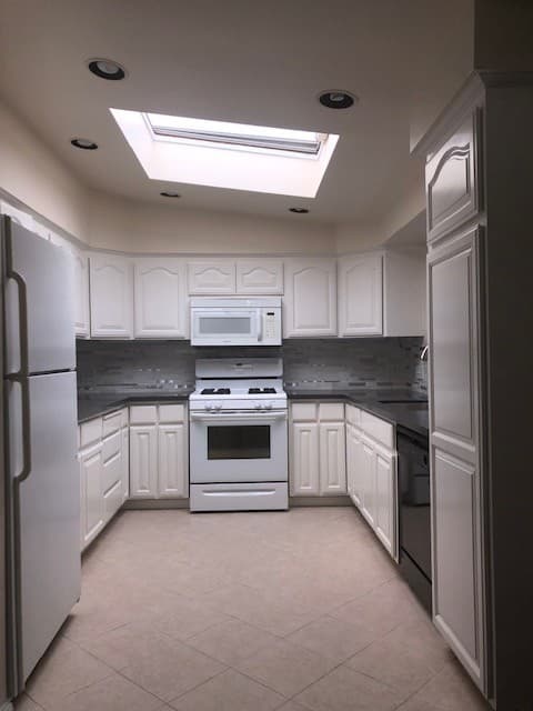 Mountain View House: 2306 Jane Lane