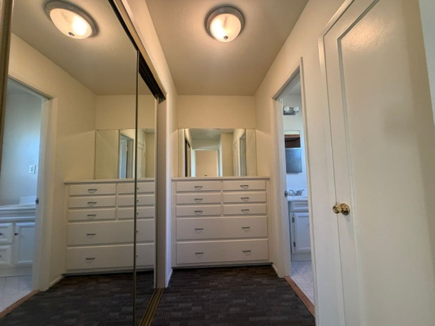 San Mateo Apartment: 90 E 39th Avenue