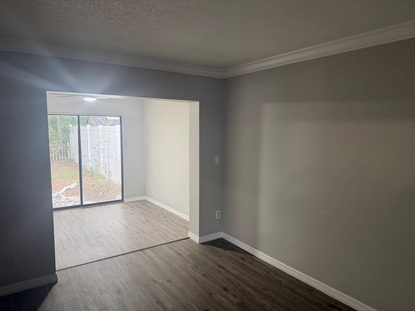 Palm Harbor House: 3784 Lake Shore Drive