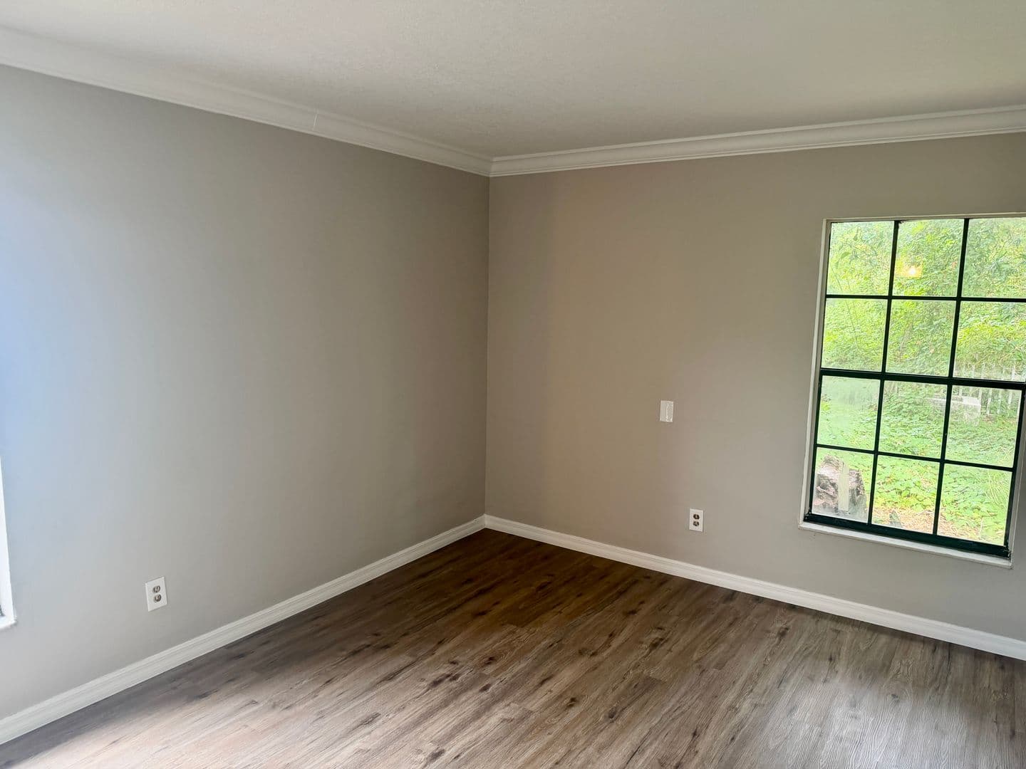 Palm Harbor House: 3784 Lake Shore Drive