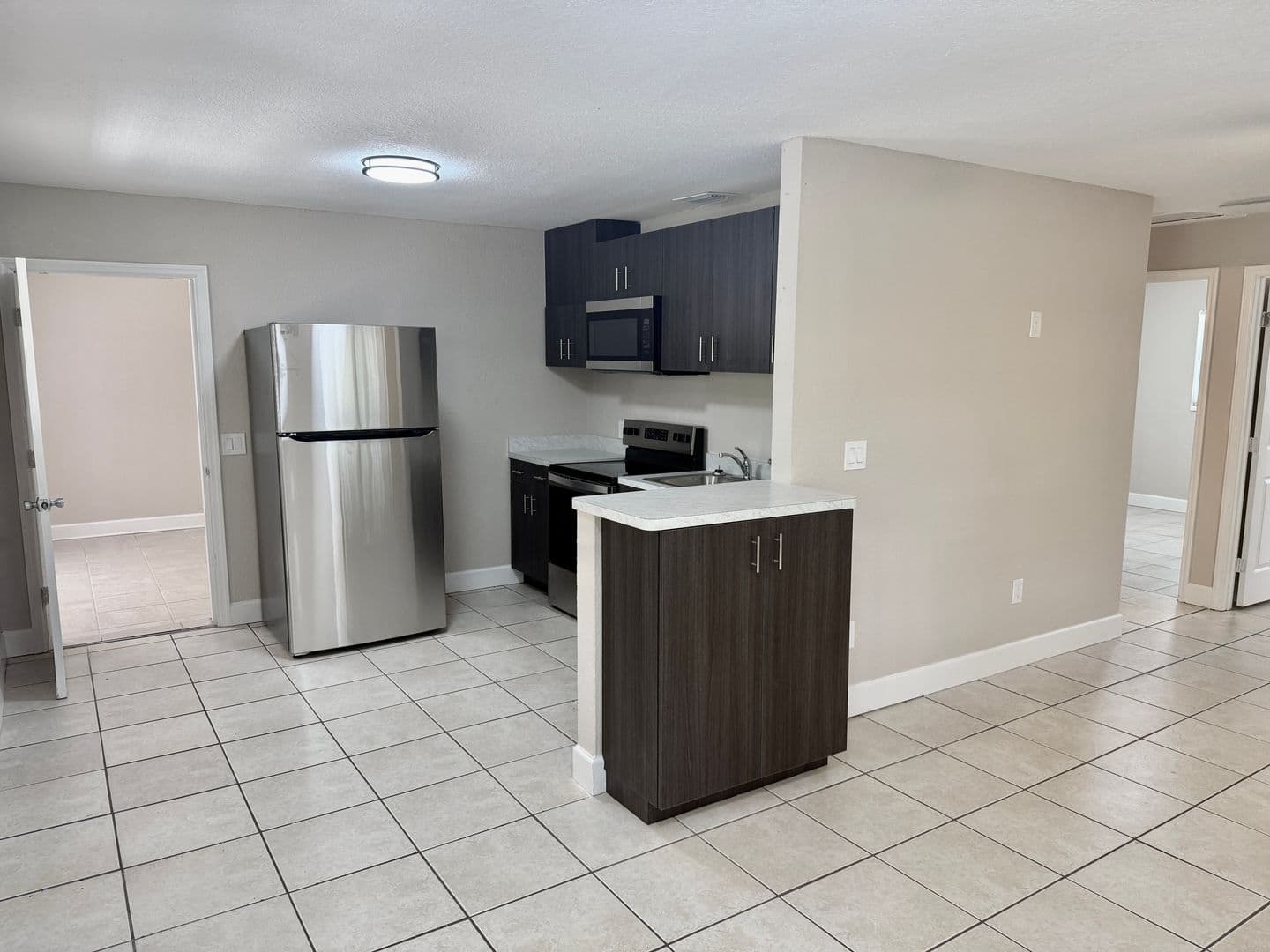 Tampa House: 1819 E. Fairbanks Street