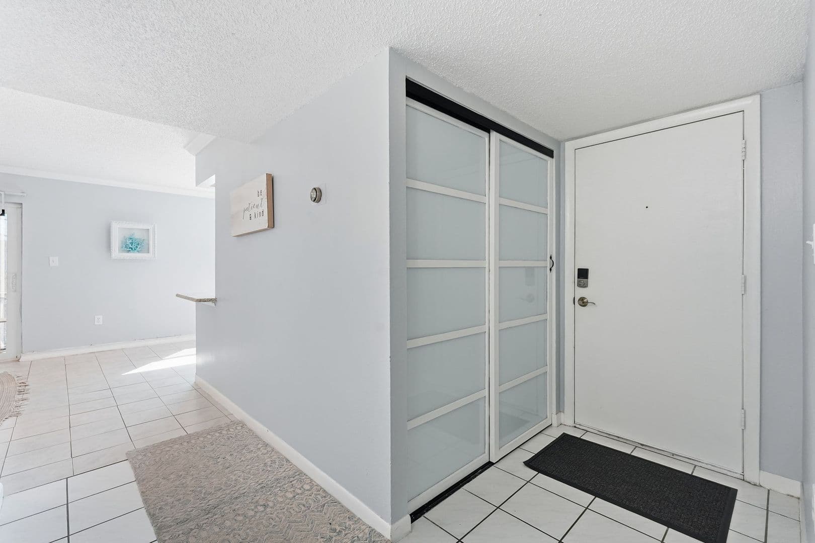 Clearwater House: 337 S. McMullen Booth Road