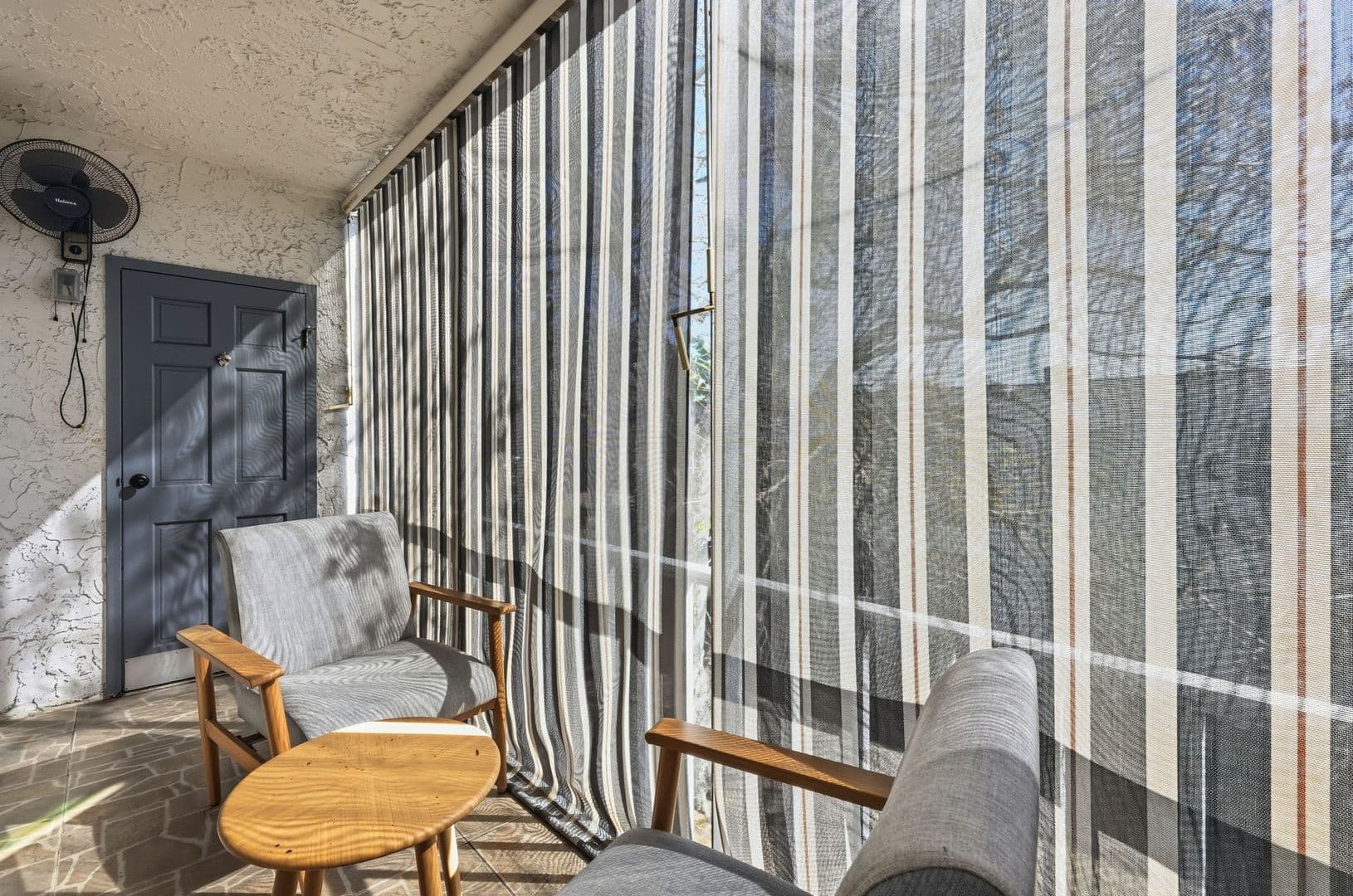 Clearwater House: 337 S. McMullen Booth Road