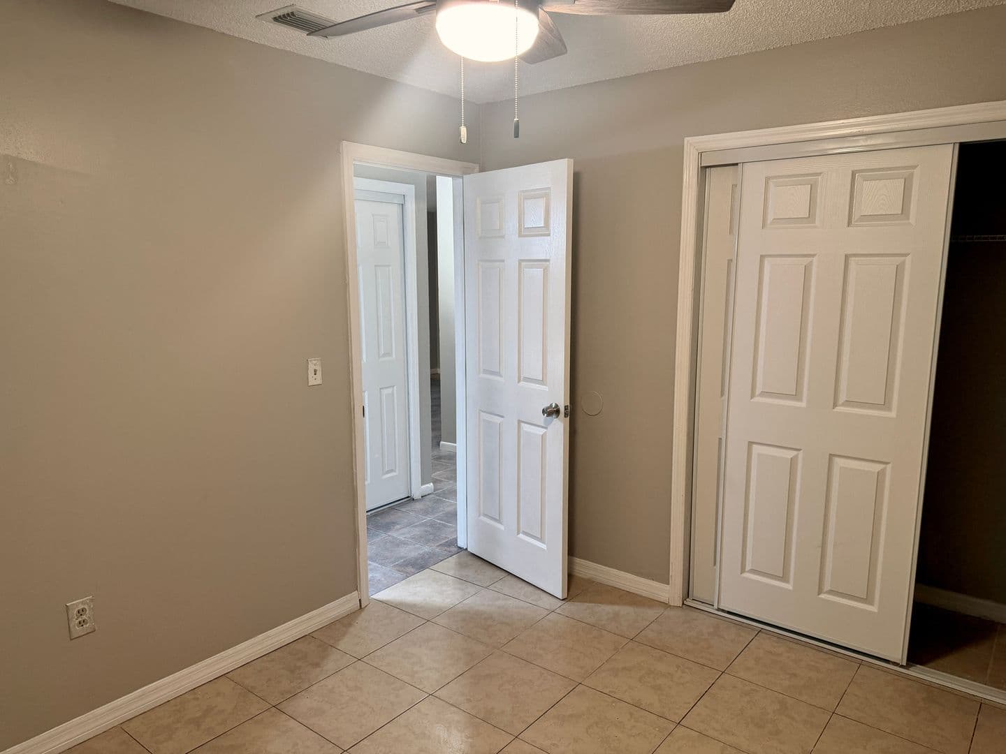 Tampa Apartment: 9417 N. 13th Street