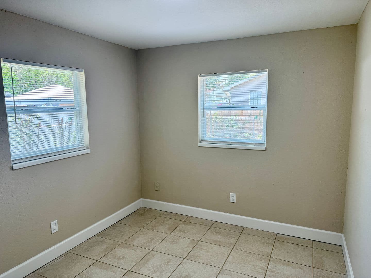 Tampa House: 1819 E. Fairbanks Street