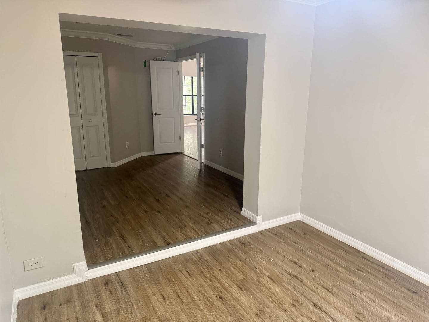 Palm Harbor House: 3784 Lake Shore Drive