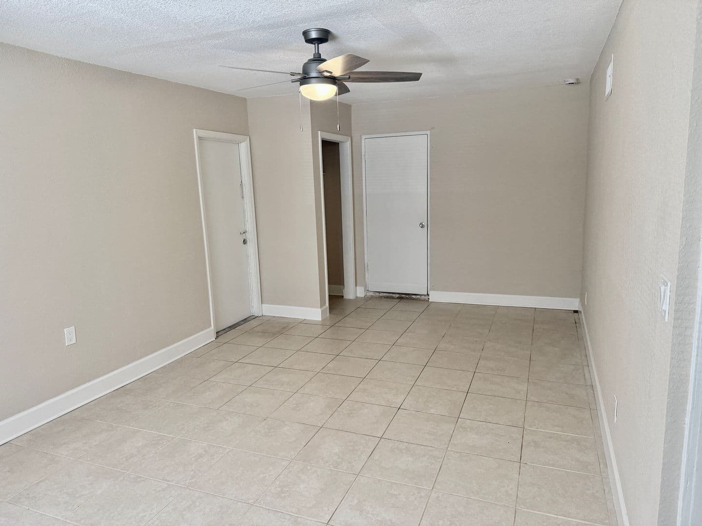 Tampa House: 1819 E. Fairbanks Street