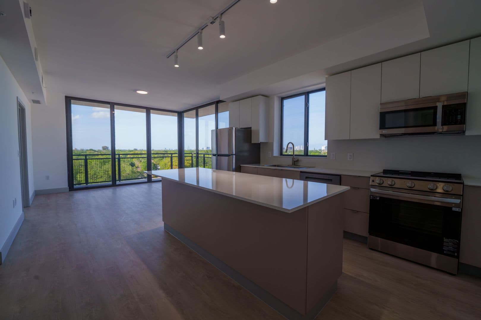 North Miami Apartment: 1155 NE 126th Street