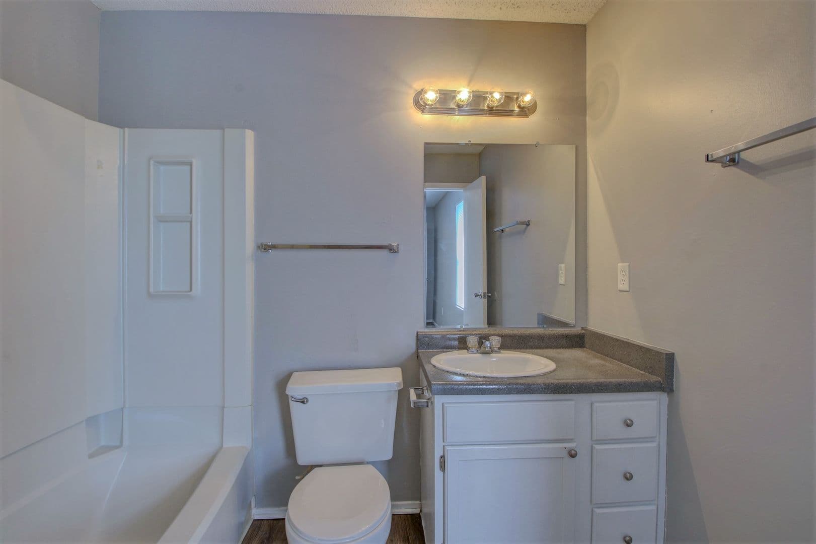 Sherwood Apartment: 9901 Brockington Rd