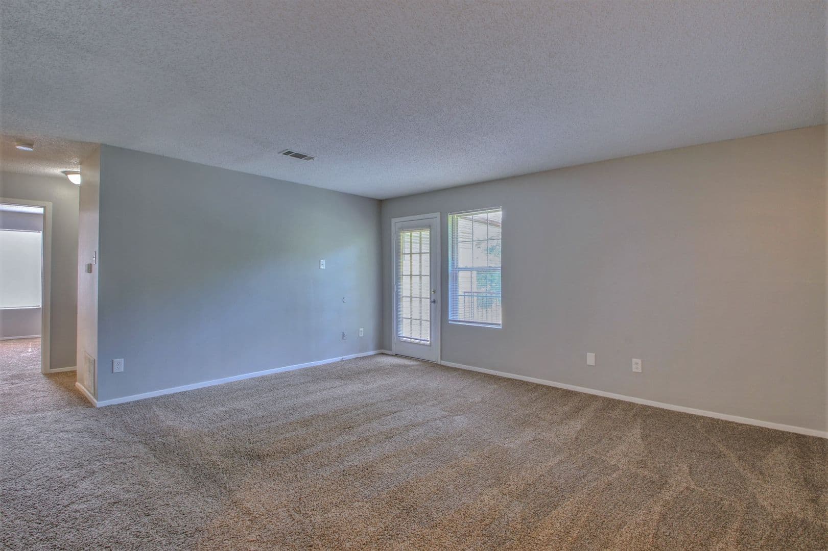 Sherwood Apartment: 9901 Brockington Rd