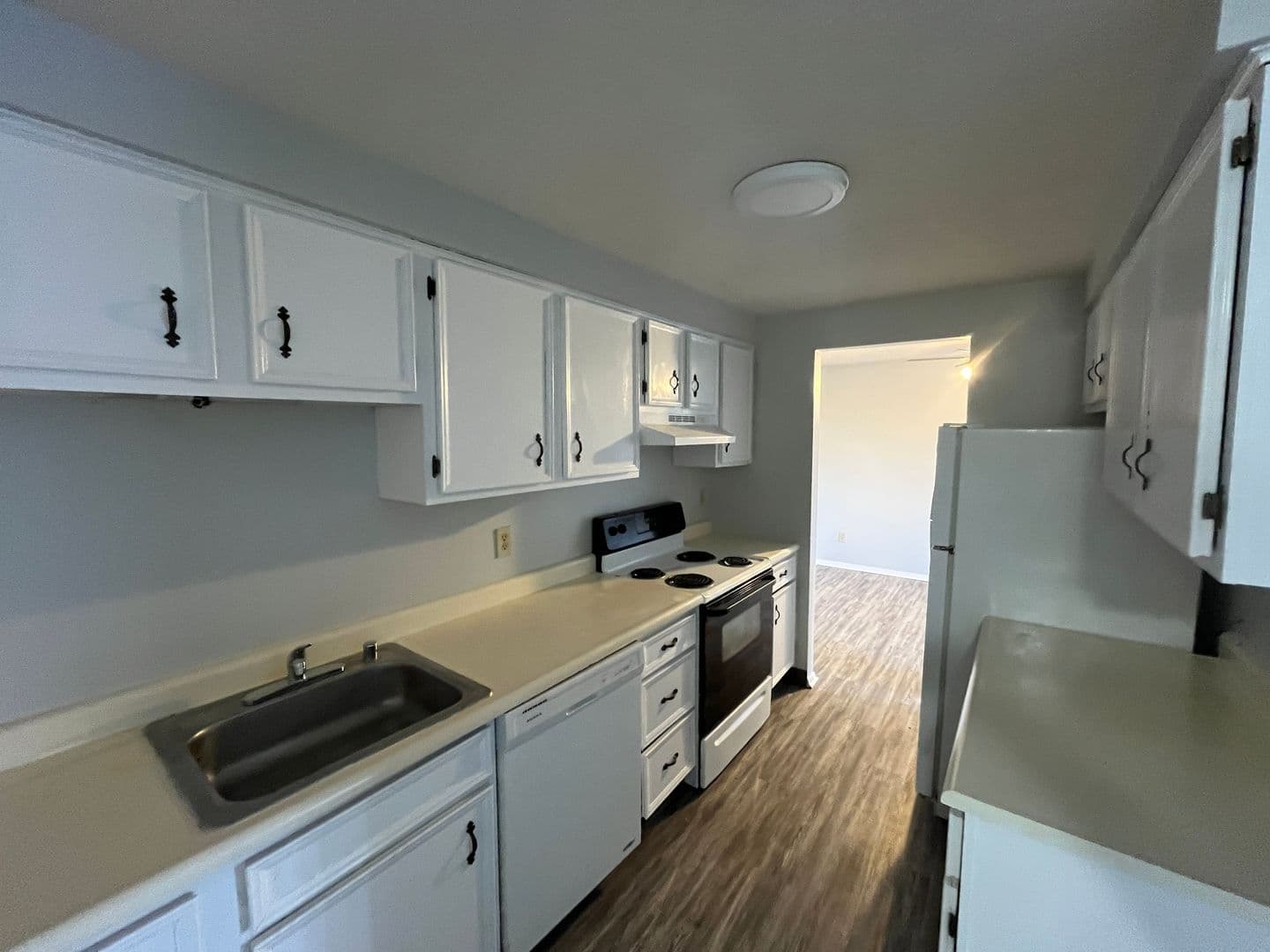 Batavia Apartment: 4582 Roxbury Circle #TD