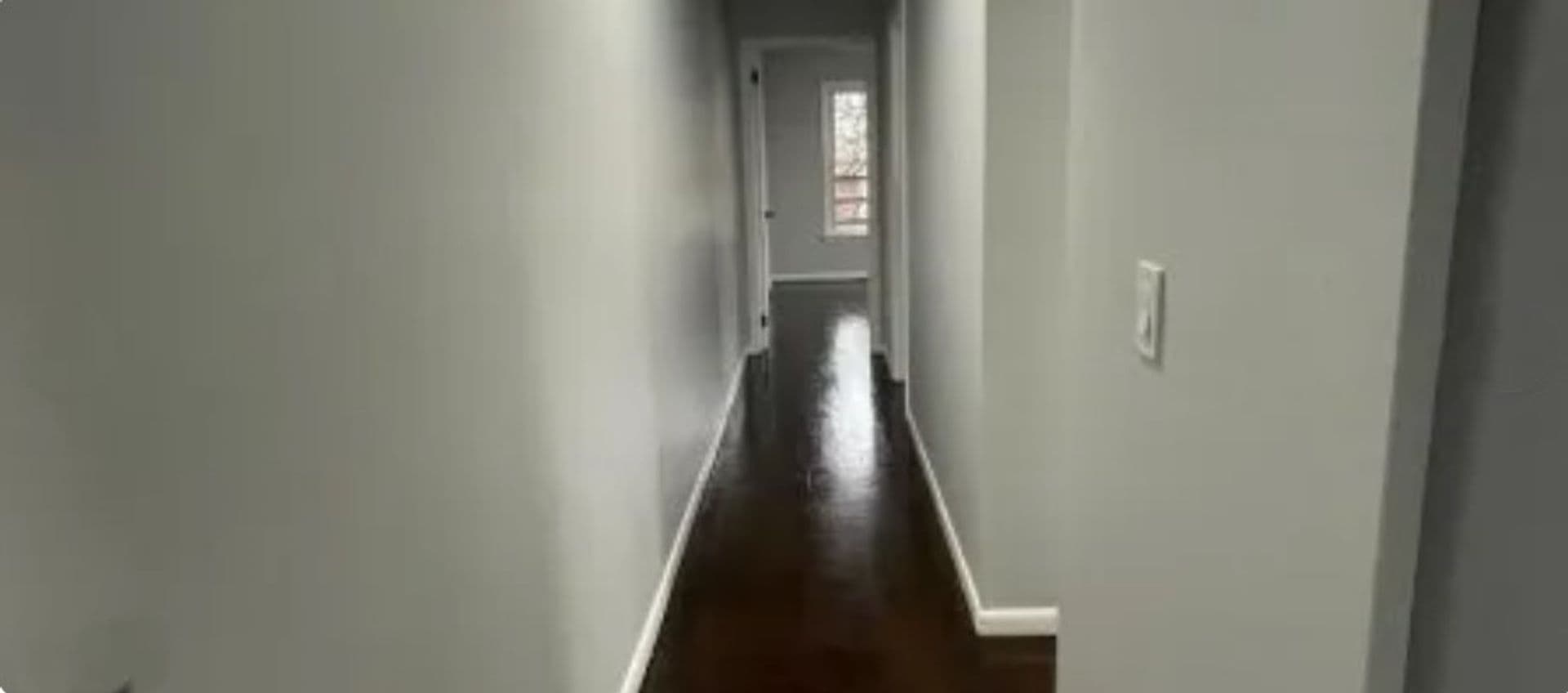 Linden Apartment: 614 Pierce Avenue