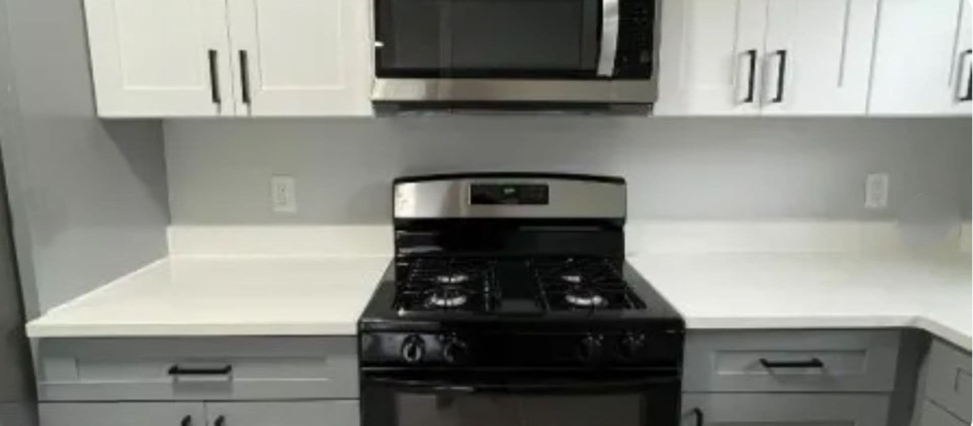 Linden Apartment: 614 Pierce Avenue