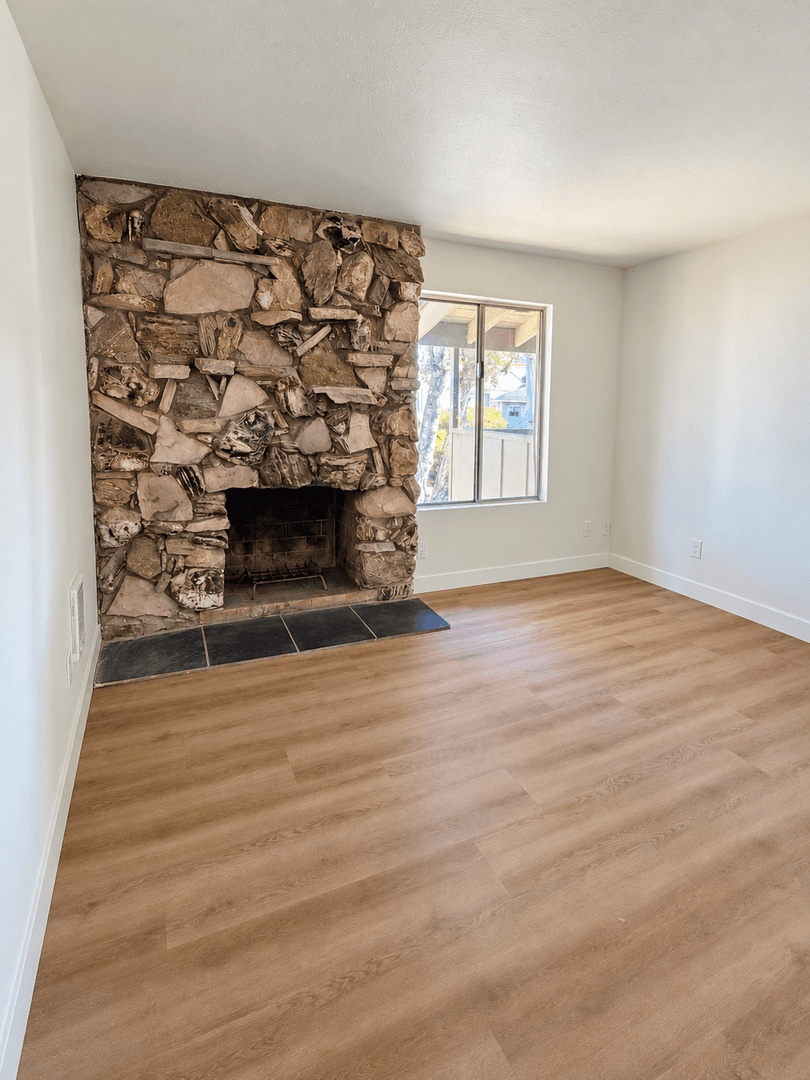 Santa Barbara Condo: 1600 Garden Street #22