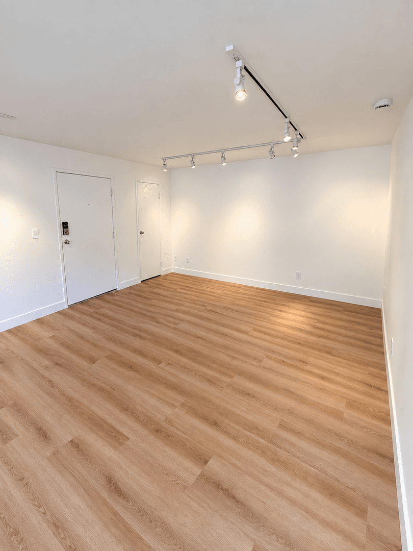 Santa Barbara Condo: 1600 Garden Street #22