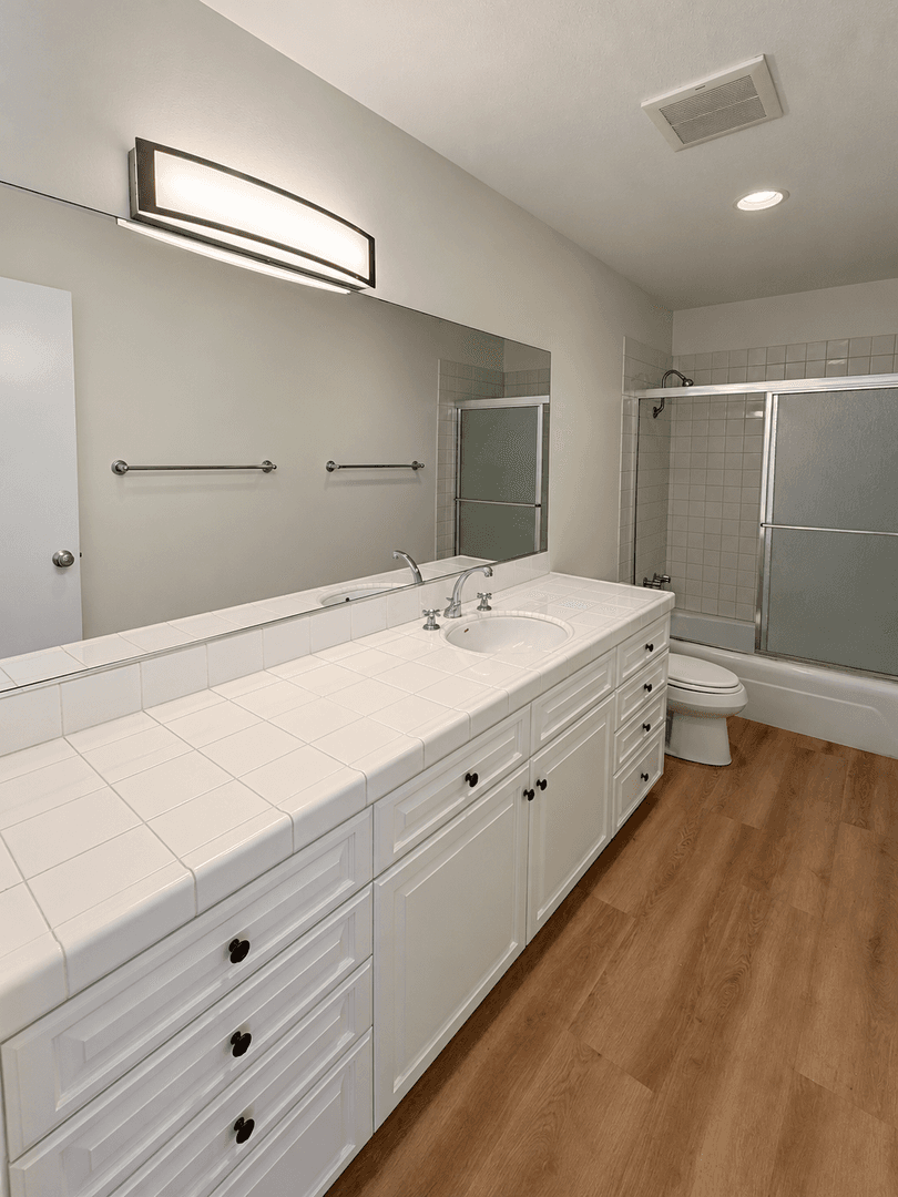 Santa Barbara Condo: 1600 Garden Street #22