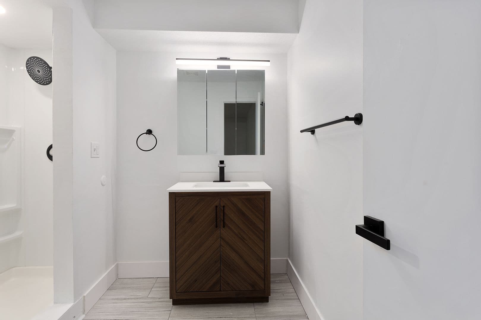 Shawnee Apartment: 10405 W 70th Terrace