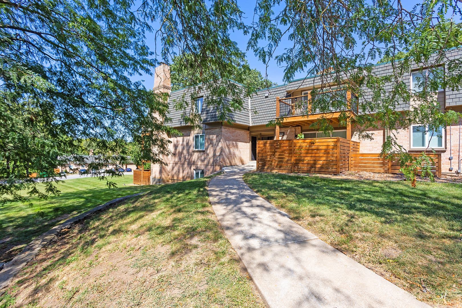 Shawnee Apartment: 10405 W 70th Terrace