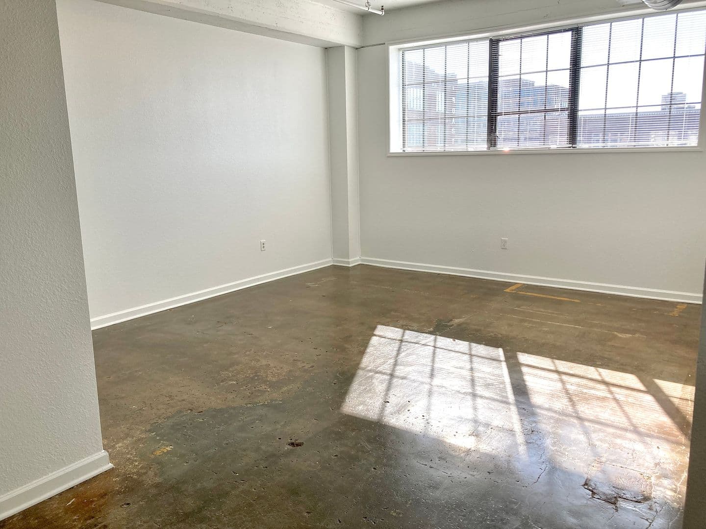 Kansas City Apartment: 318 W 7th Street