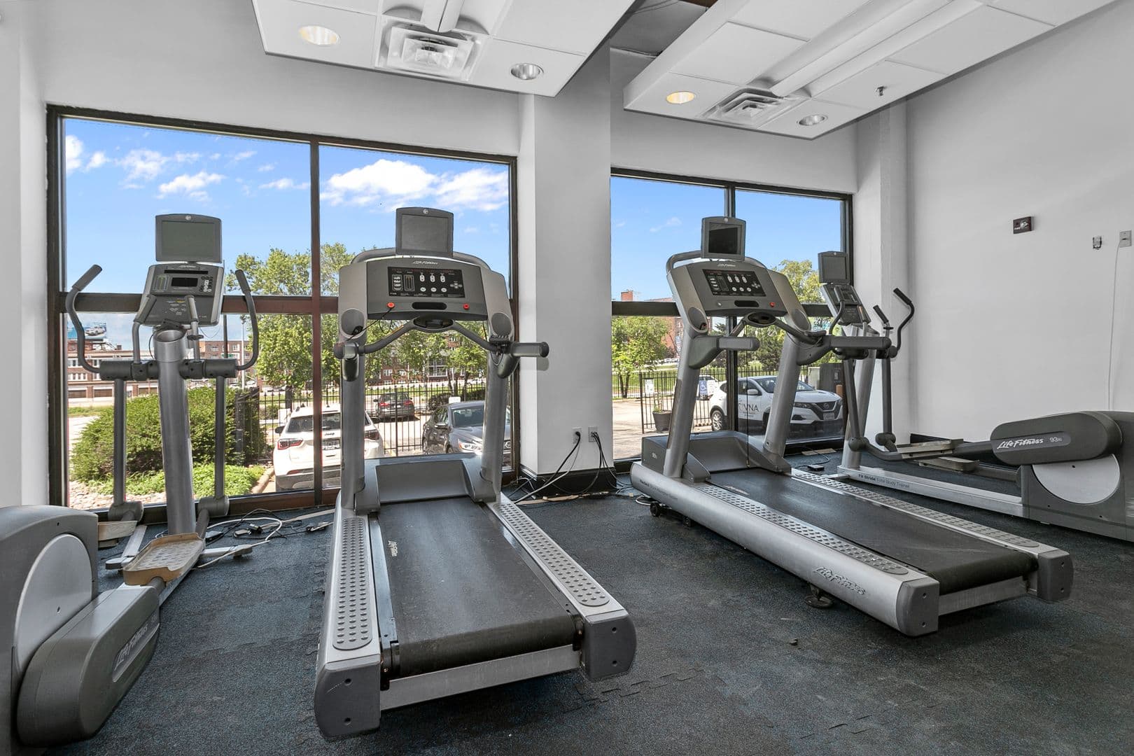 Kansas City Apartment: 318 W 7th Street
