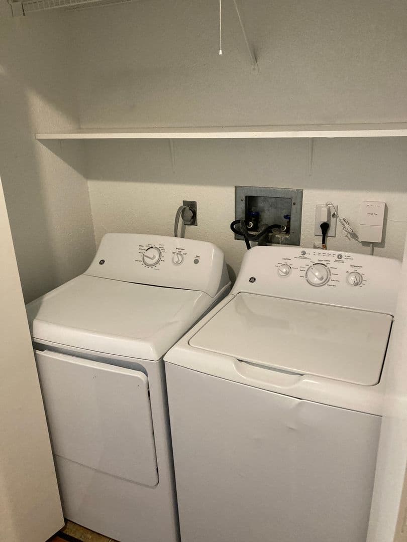 Kansas City Apartment: 930 Broadway Blvd