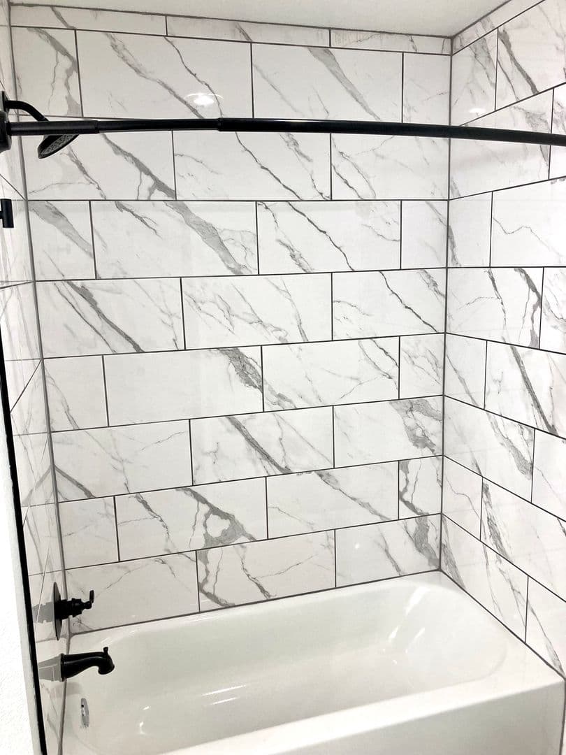 Kansas City Apartment: 318 W 7th Street