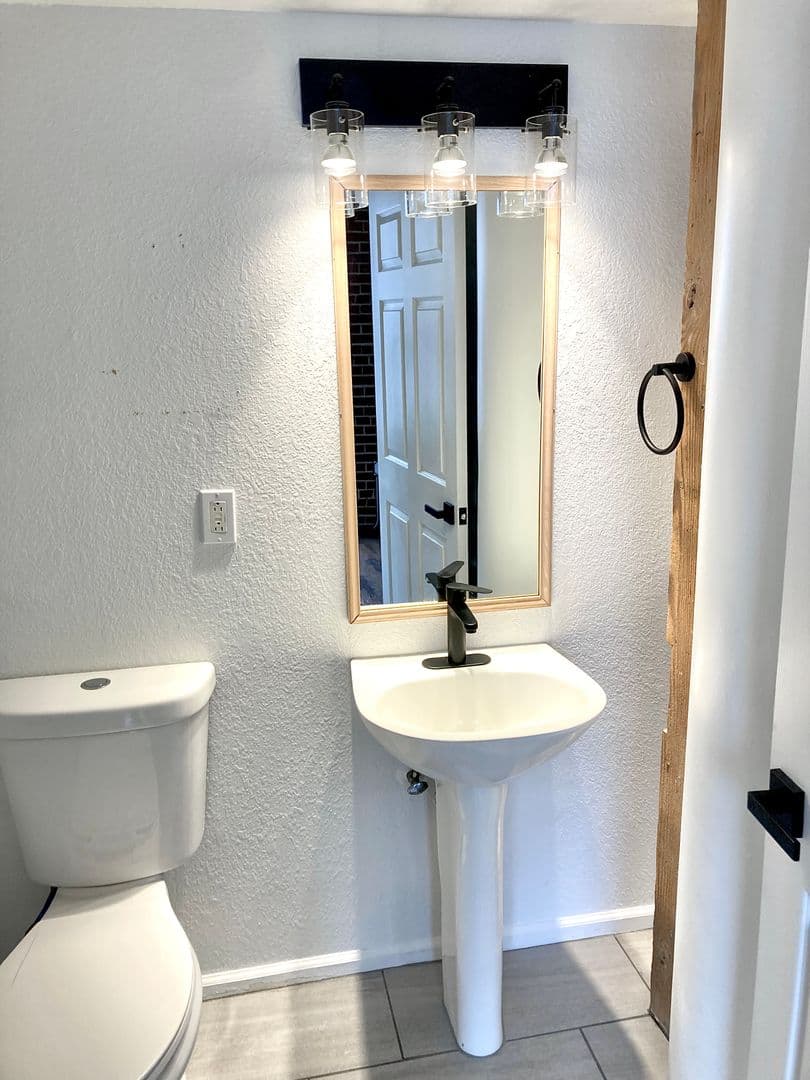 Kansas City Apartment: 200 W 5th Street