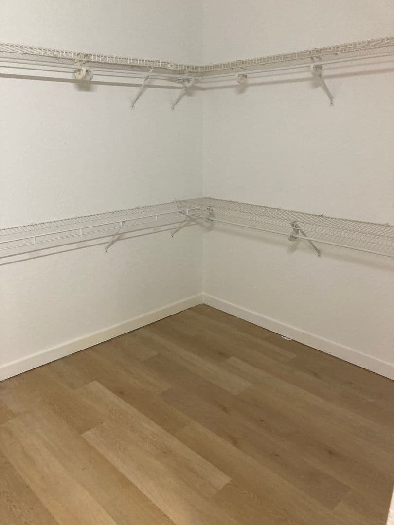 Kansas City Apartment: 930 Broadway Blvd