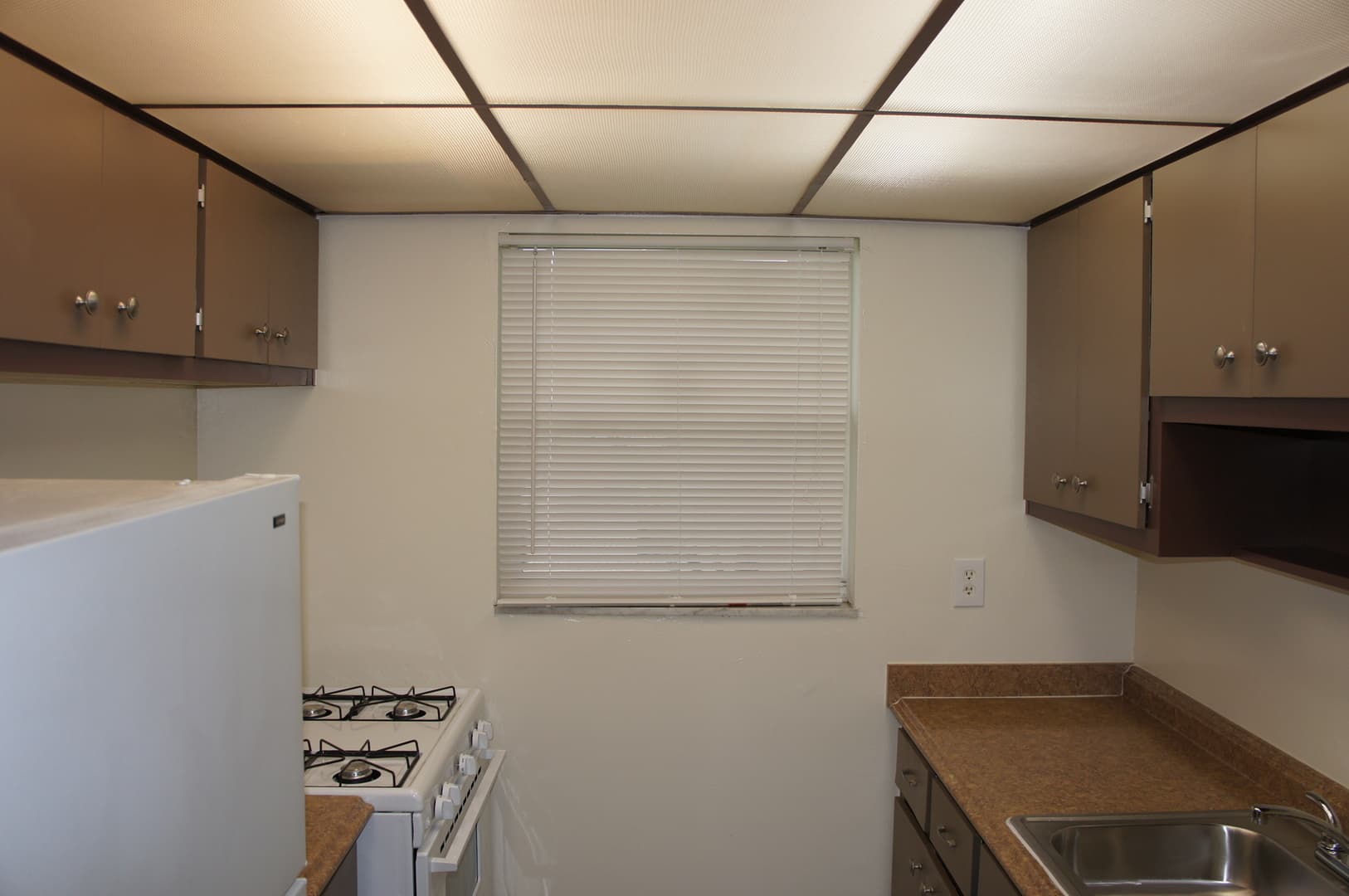 Lauderdale Lakes House: 4760 NW 24 Ct