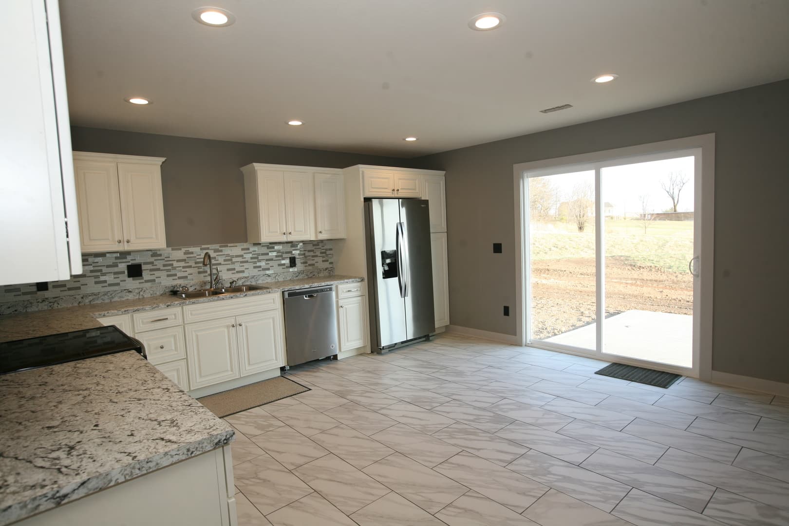 St Joseph Multiplex: 11818 Ridgeway Drive - 11818 Ridgeway Drive