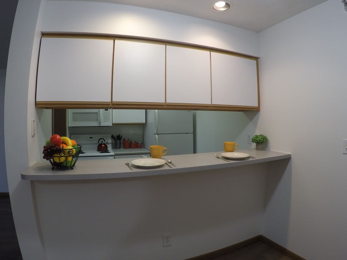 Lafayette Apartment: 510 Salem St.