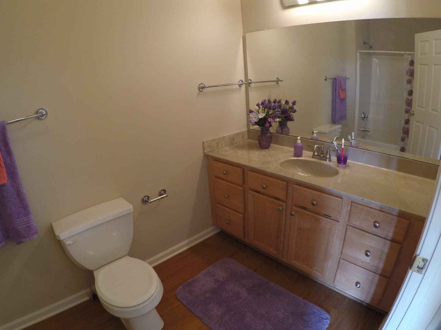 Lafayette Apartment: 500, 505, 506, 511, 512 Portledge Commons Dr.