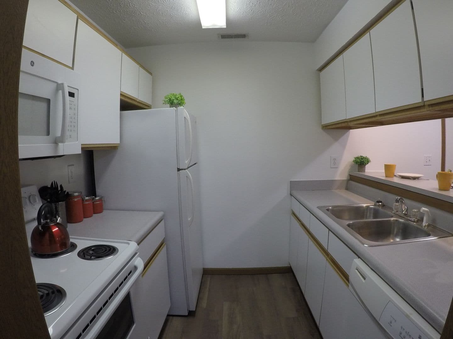 Lafayette Apartment: 510 Salem St.
