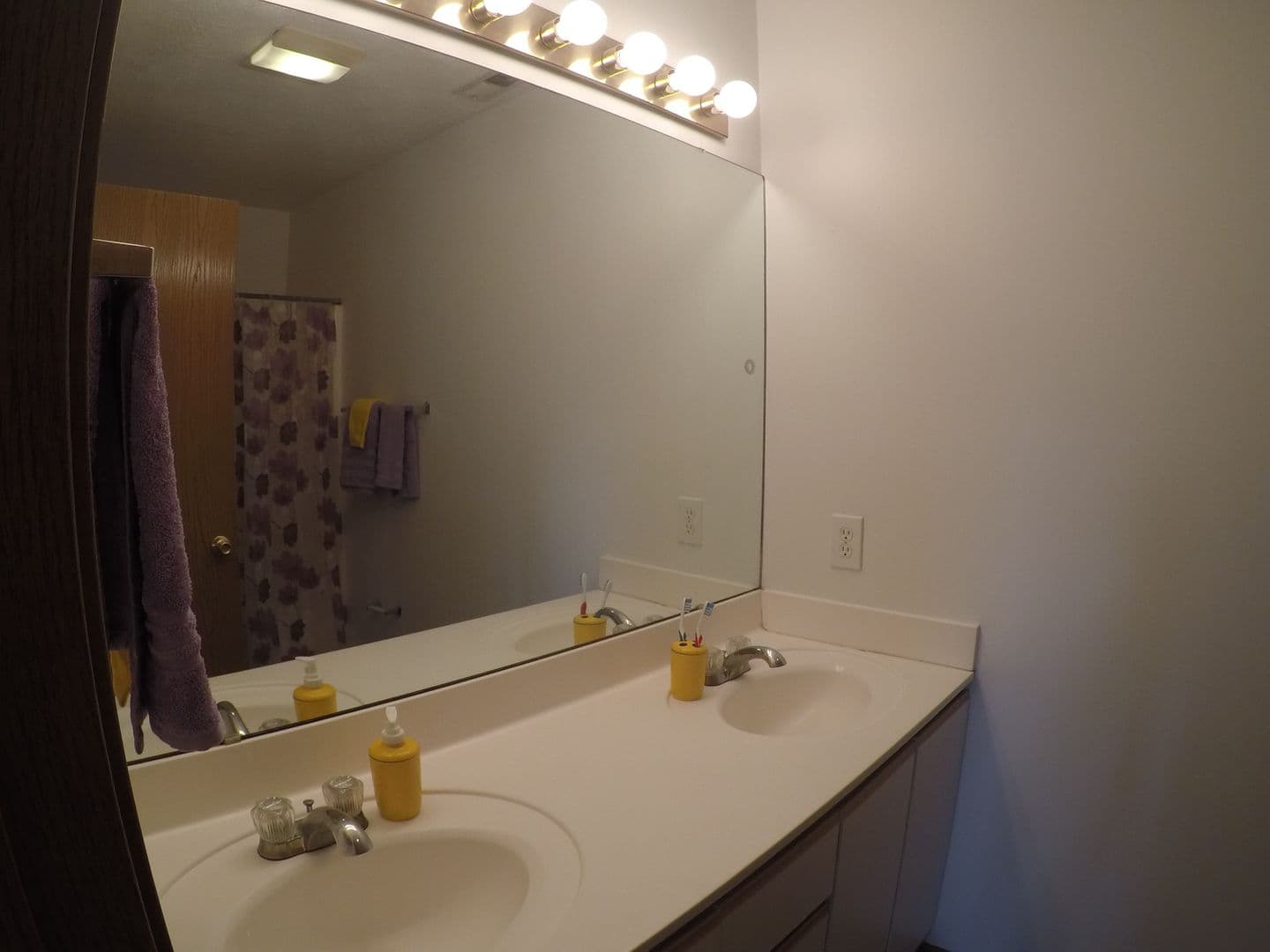 Lafayette Apartment: 510 Salem St.