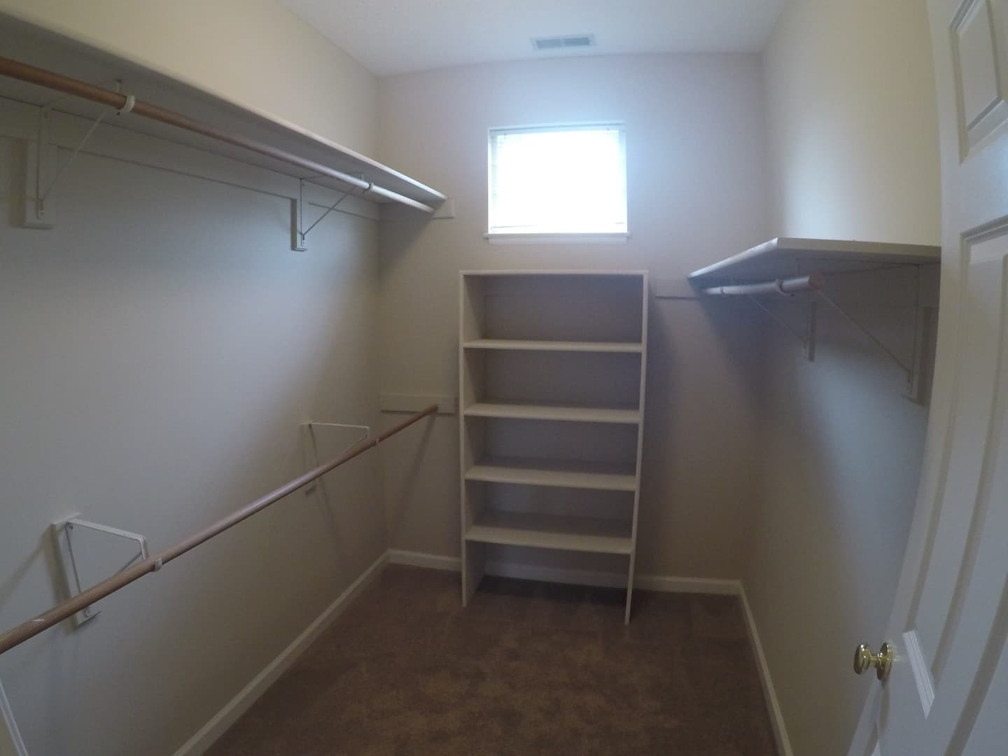 Lafayette Apartment: 500, 505, 506, 511, 512 Portledge Commons Dr.