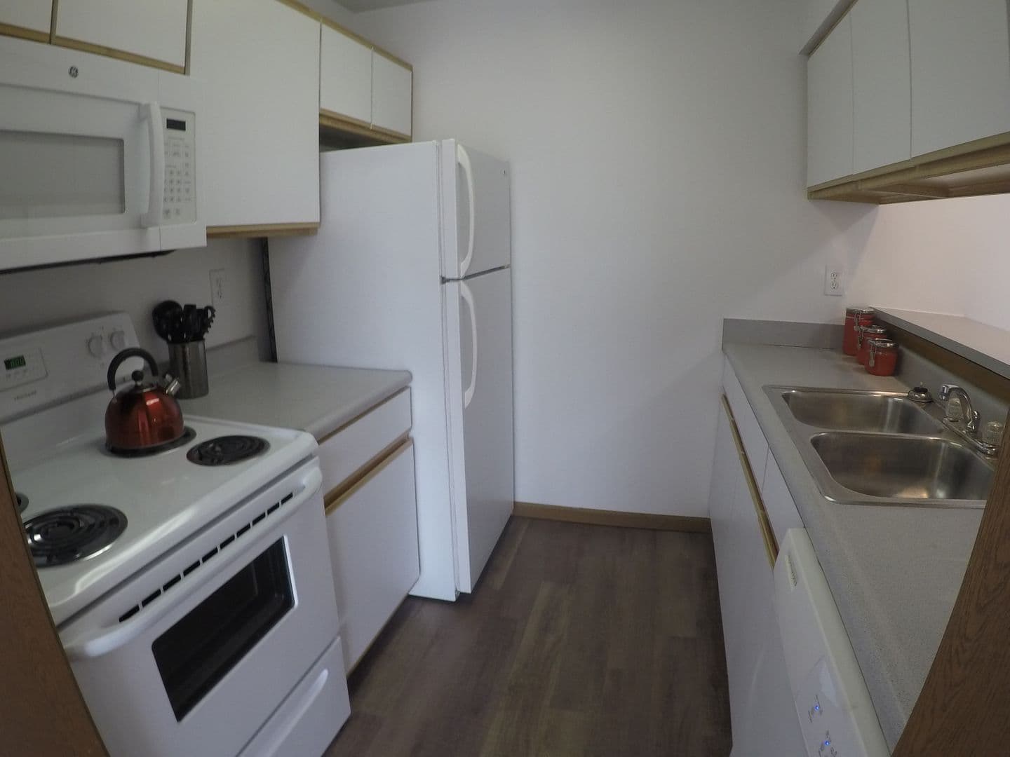Lafayette Apartment: 510 Salem St.