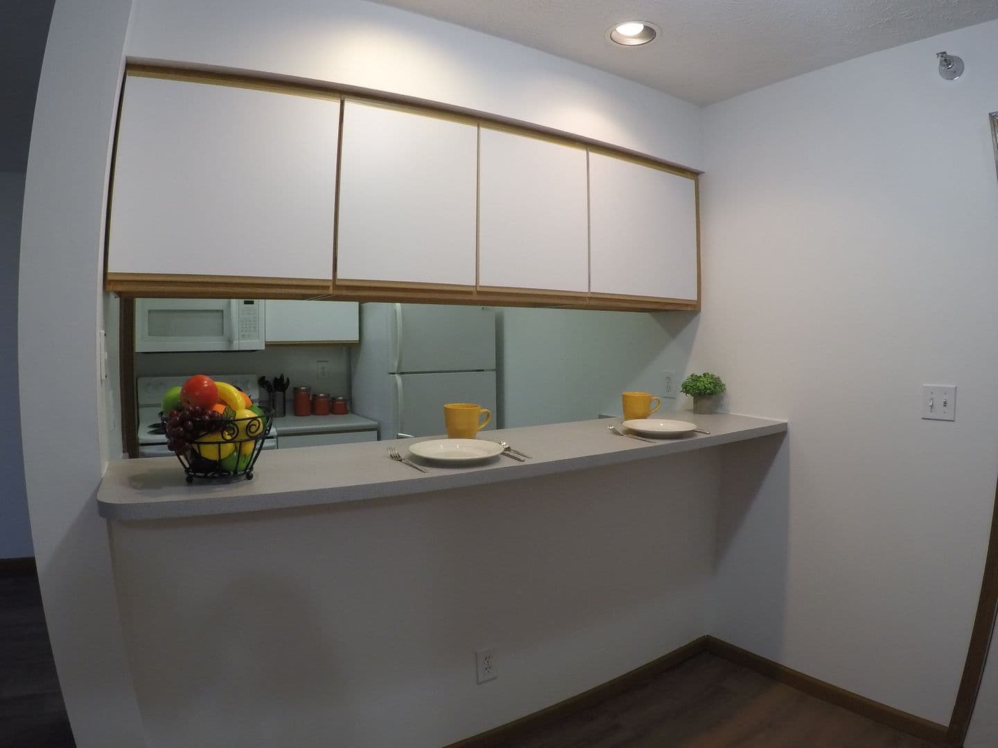 Lafayette Apartment: 510 Salem St.