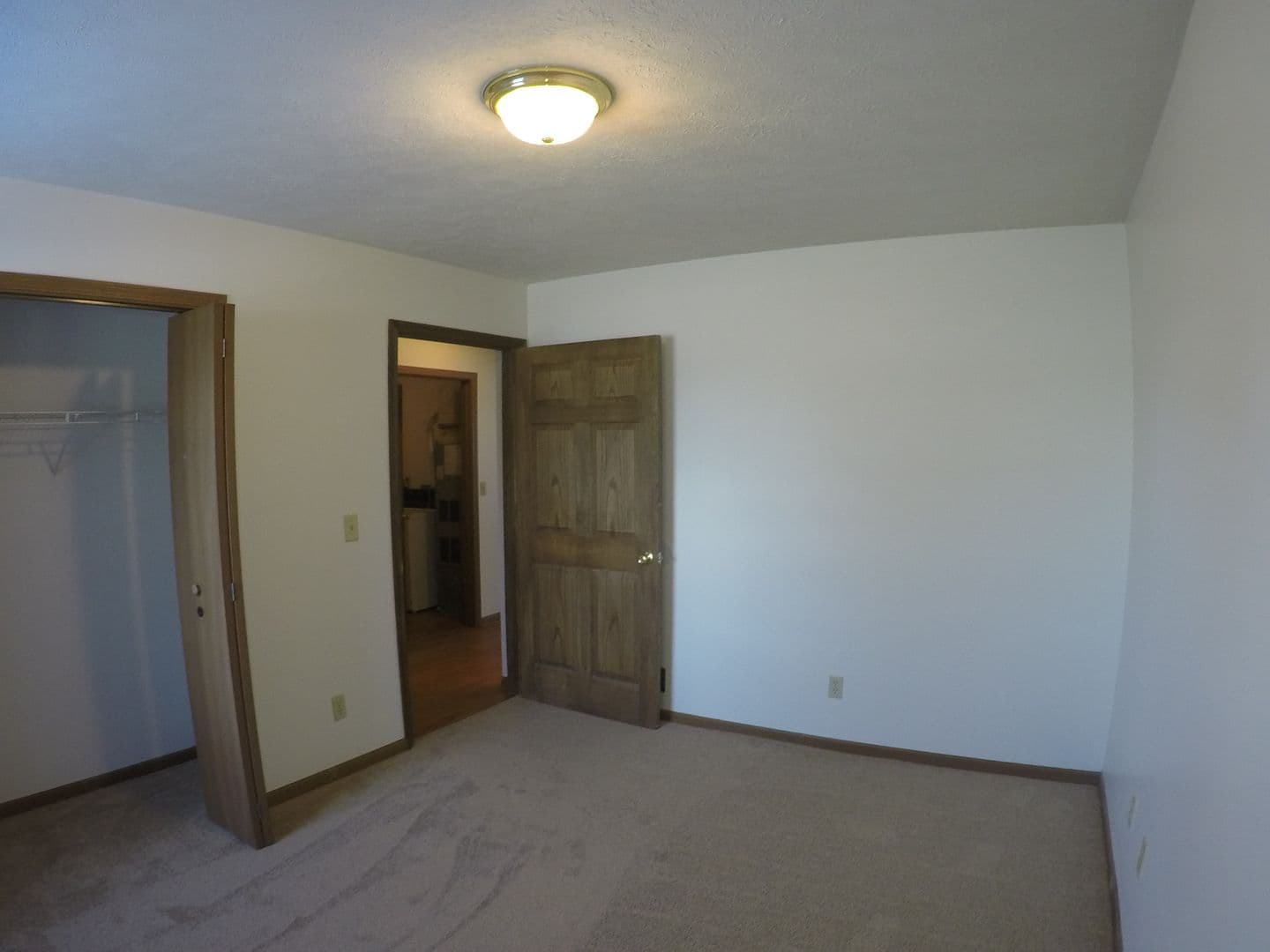 West Lafayette Apartment: 2912, 2916, 2918, 2920 Horizon Dr.