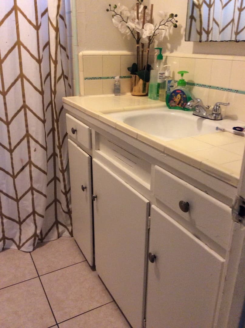 Riverside Apartment: 11716-20 Hazeldell Dr