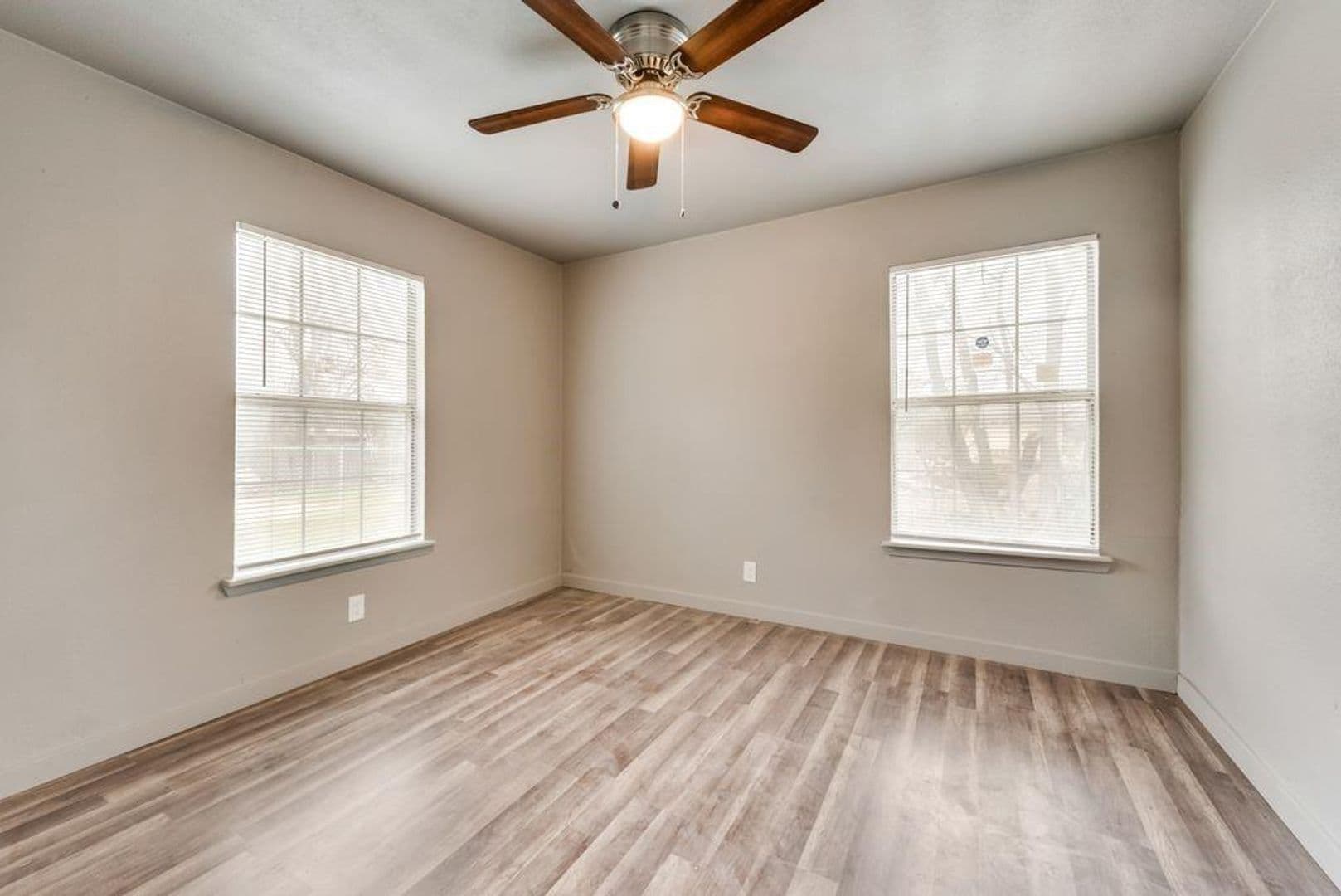 Dallas House: 4414 Cinda Ree Ln