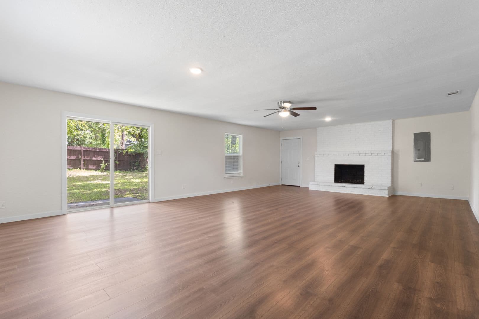 Denison House: 431 W Texas St.
