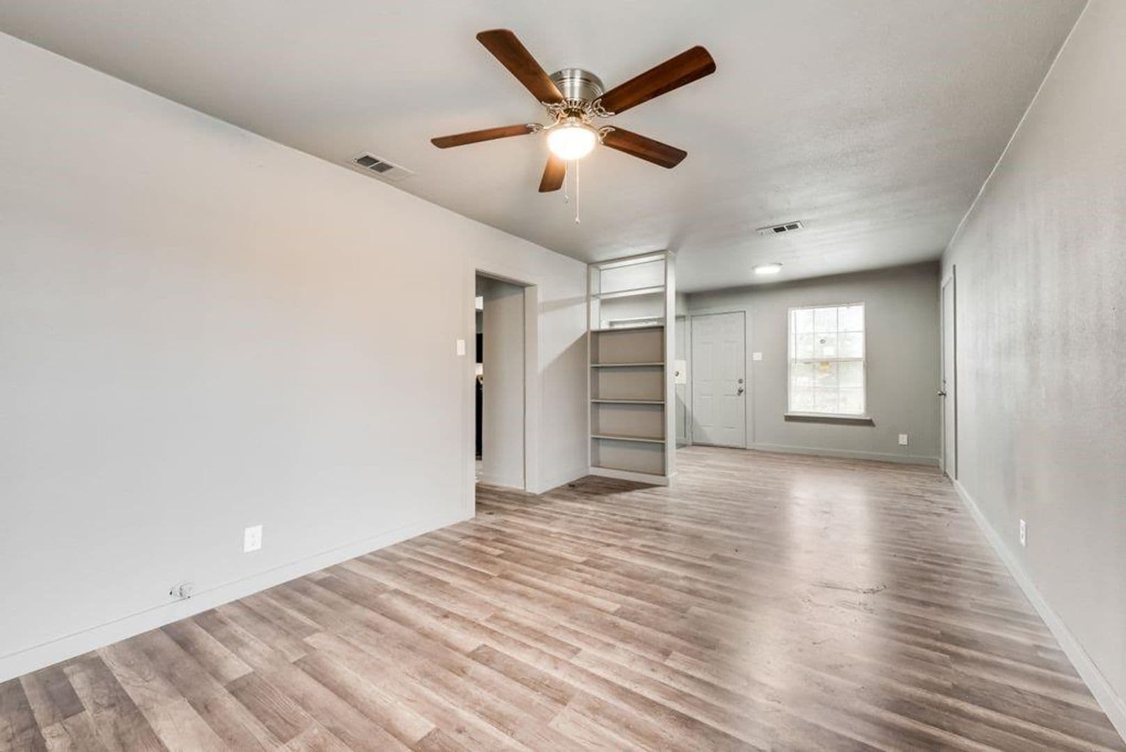 Dallas House: 4414 Cinda Ree Ln