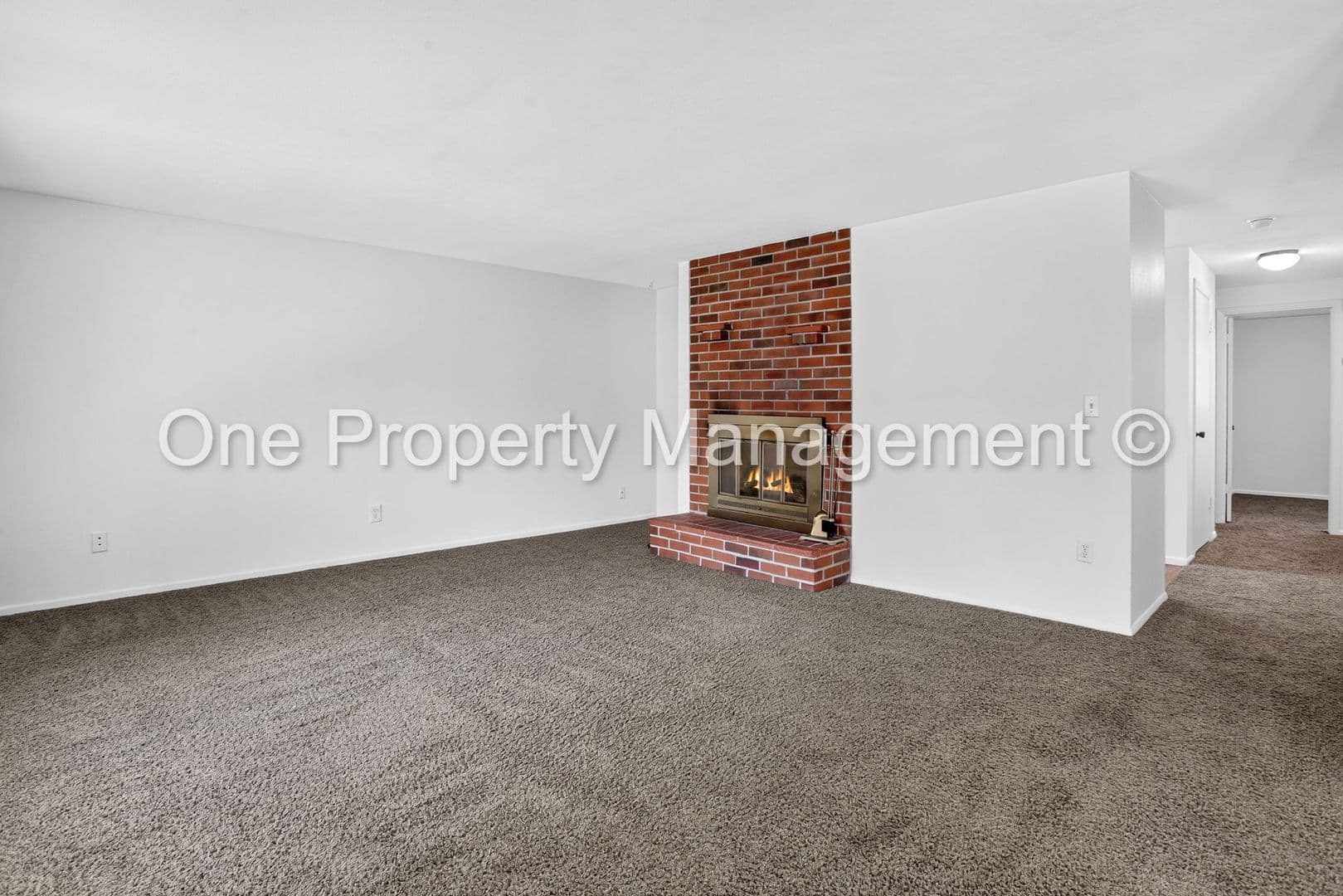 Vancouver Condo: 3738 NE 45th St