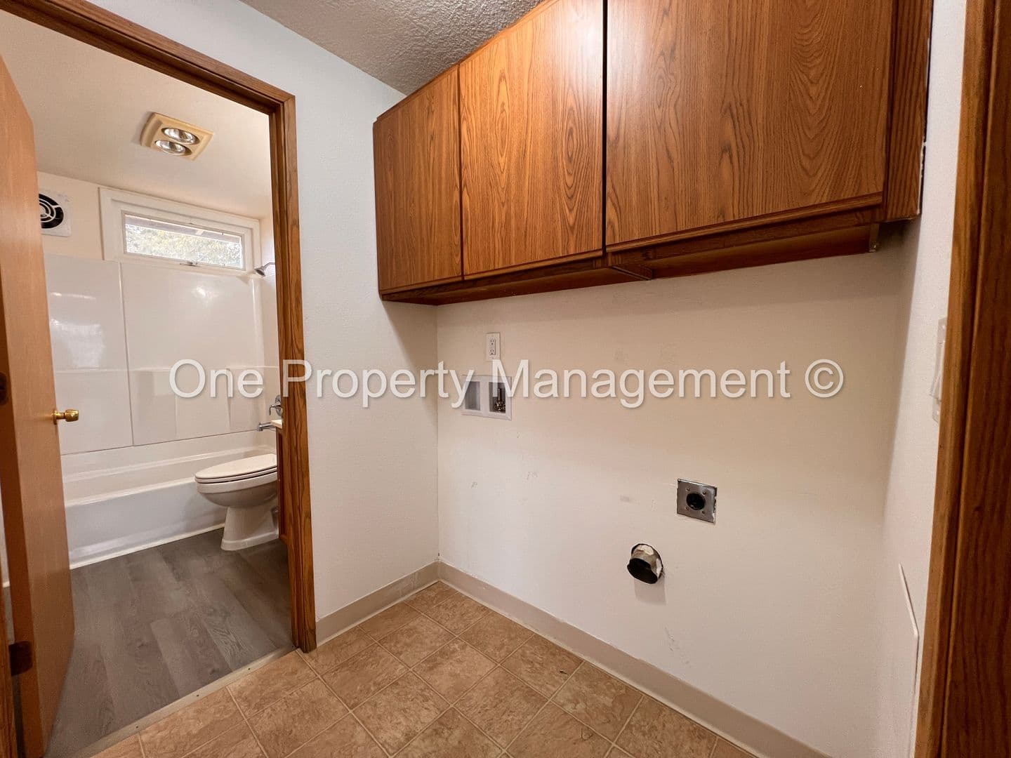 Vancouver House: 119 SE 98th Ave