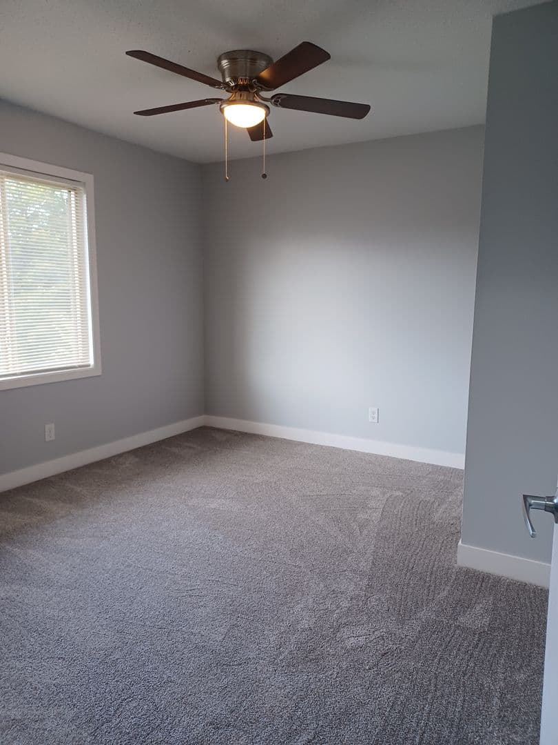 Ankeny Apartment: 1713 NW Pine Road
