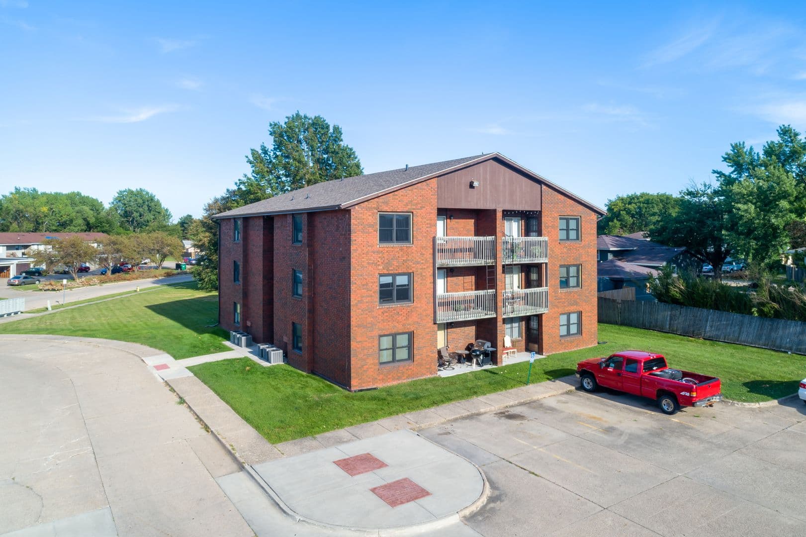 Ankeny Apartment: 1713 NW Pine Road