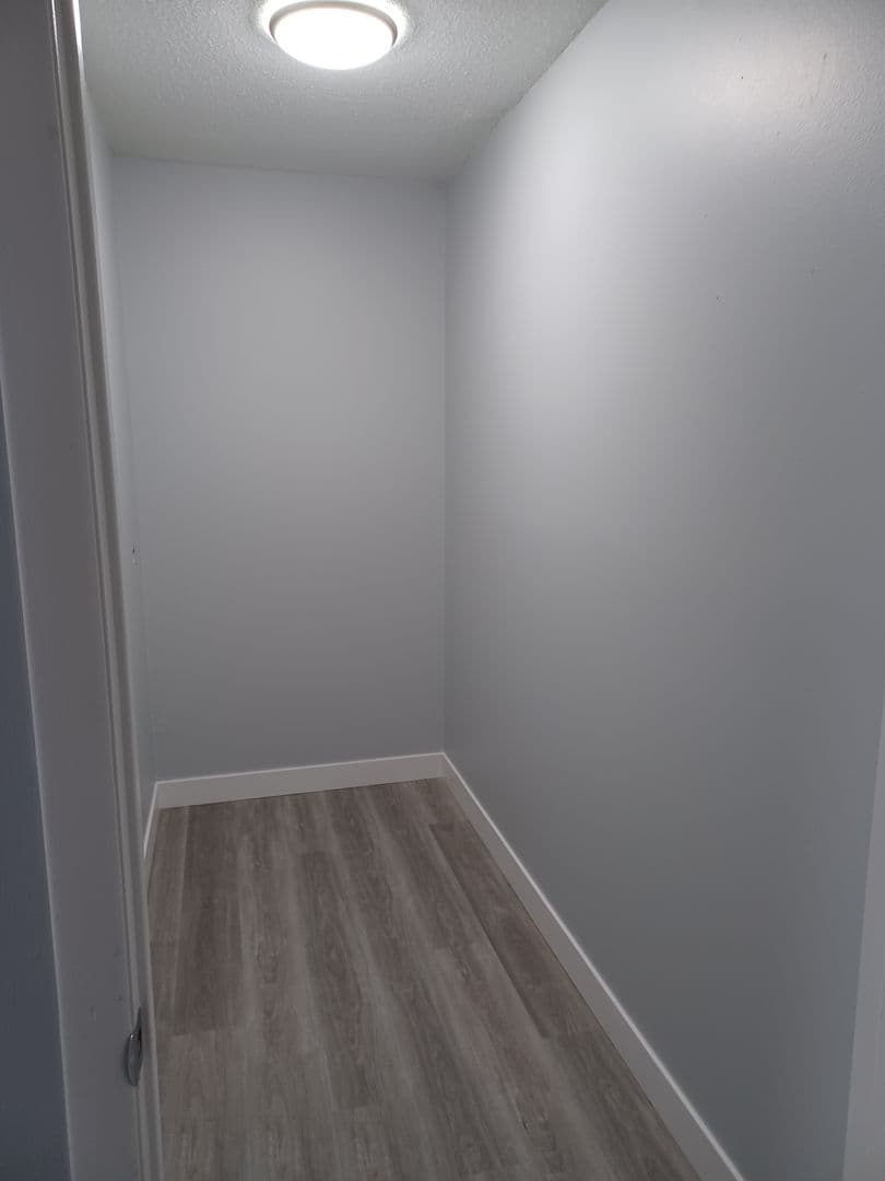 Ankeny Apartment: 1713 NW Pine Road