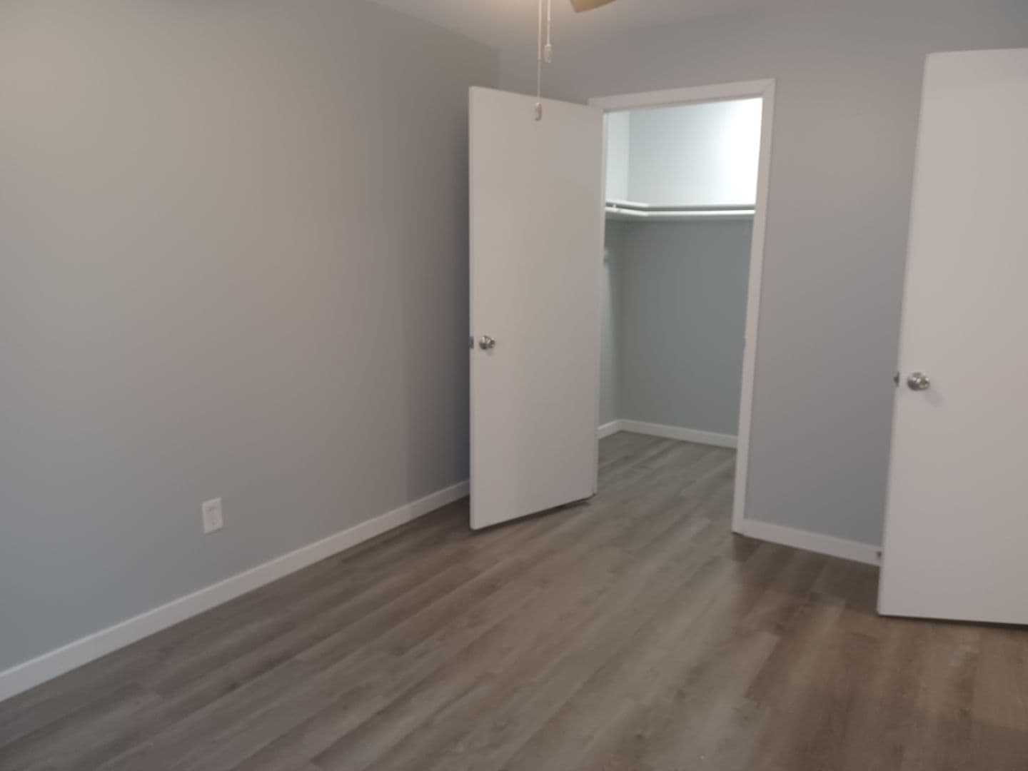 Ankeny Apartment: 1002-1004 SE Belmont Dr