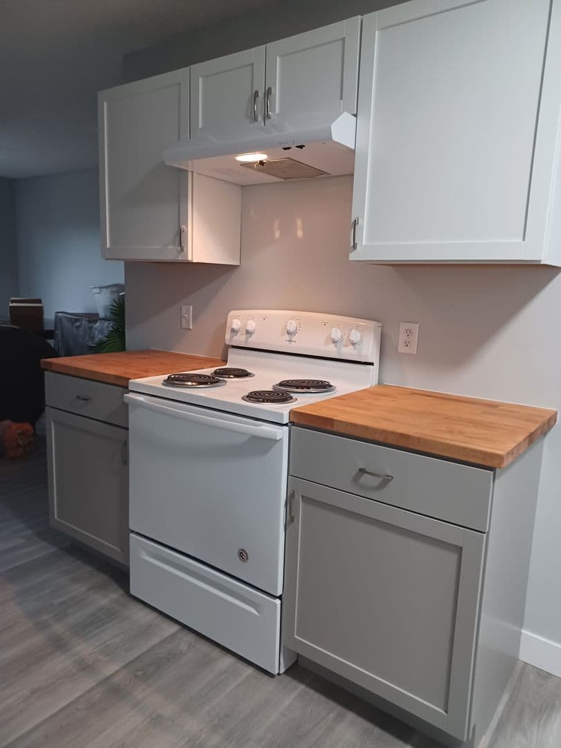 Ankeny Apartment: 1713 NW Pine Road