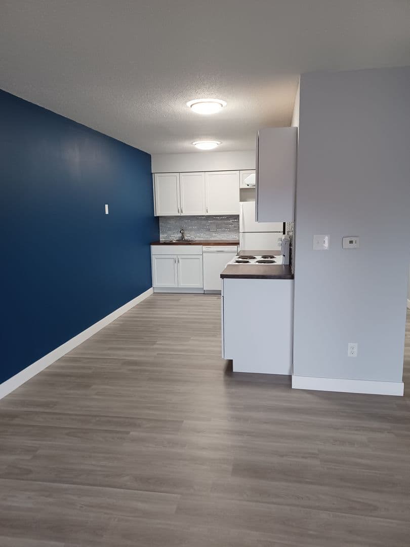 Ankeny Apartment: 1713 NW Pine Road